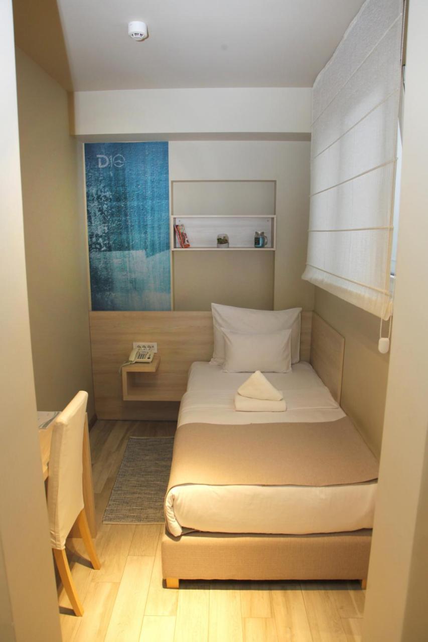 Garni Hotel D10 เบลเกรด ภายนอก รูปภาพ